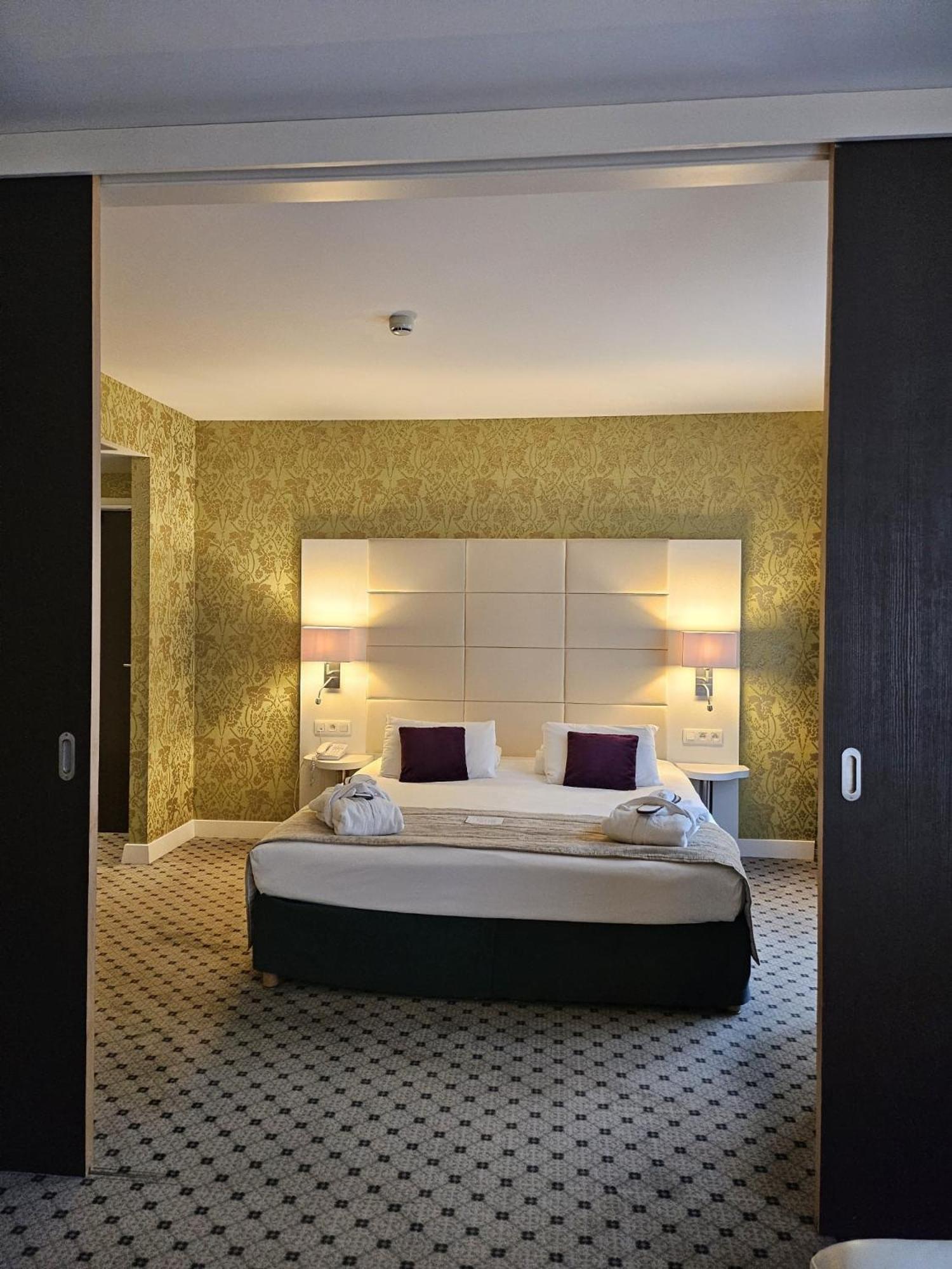 Mercure Hotel Brussels Centre Midi Saint-Gilles Exterior foto